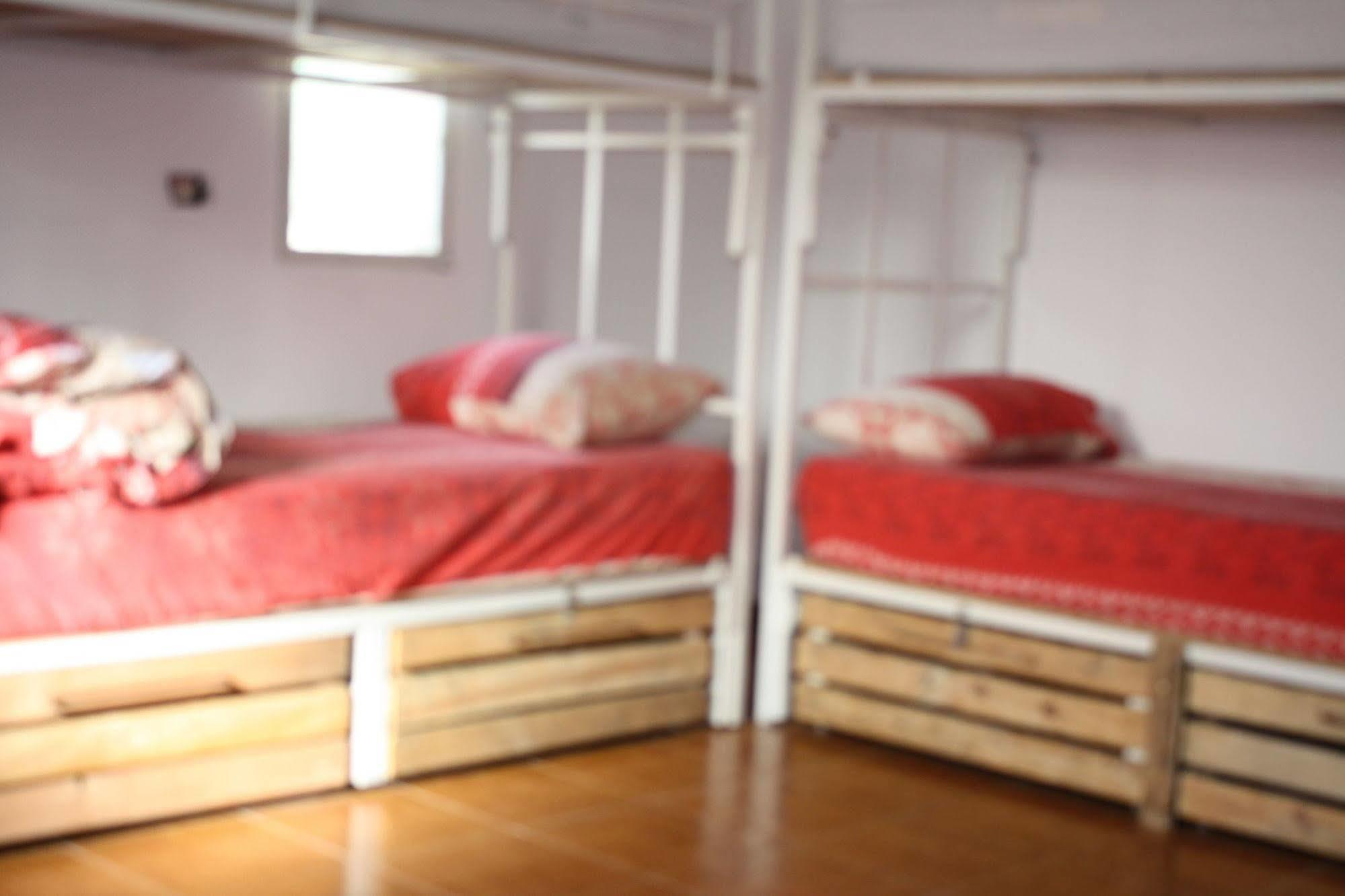 Al Yakhour Hostel Хайфа Екстер'єр фото