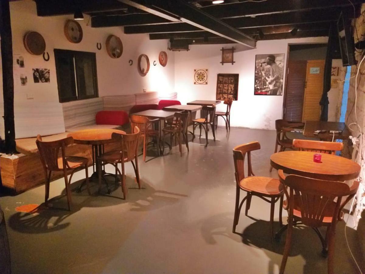 Al Yakhour Hostel Хайфа Екстер'єр фото